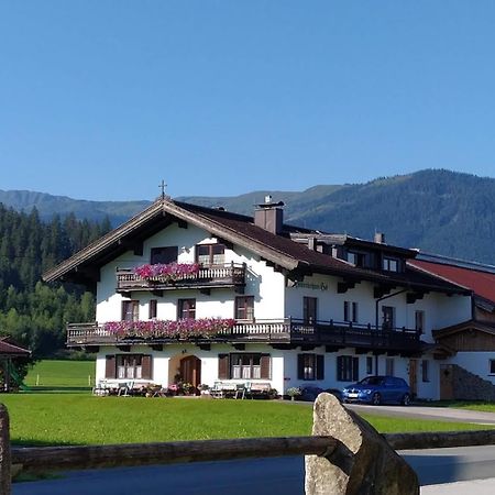 ホテル Hinterlechnerhof ヴェステンドルフ エクステリア 写真
