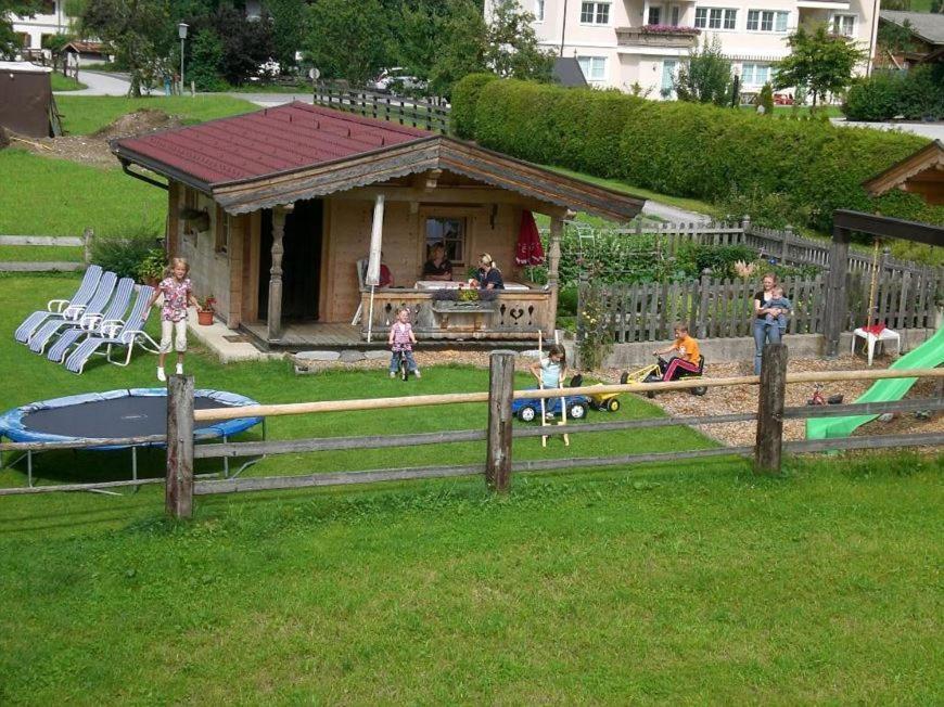 ホテル Hinterlechnerhof ヴェステンドルフ エクステリア 写真